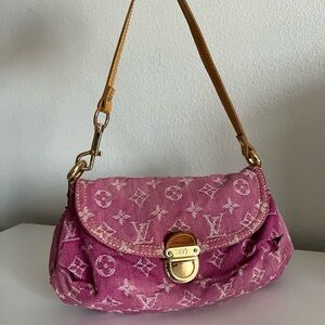 - SOLD -  Louis Vuitton Pink Mini Pleaty Shoulder Bag